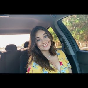 Meet your Posher, Tayler